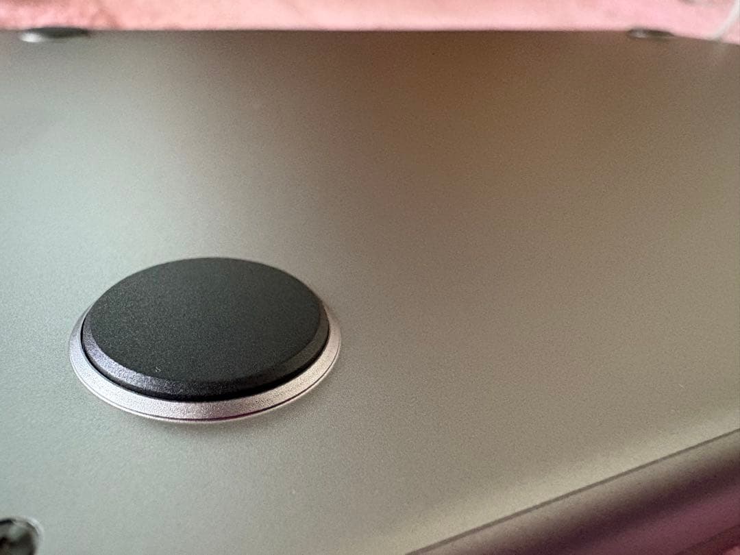 Apple MacBook 本体 充電器付き