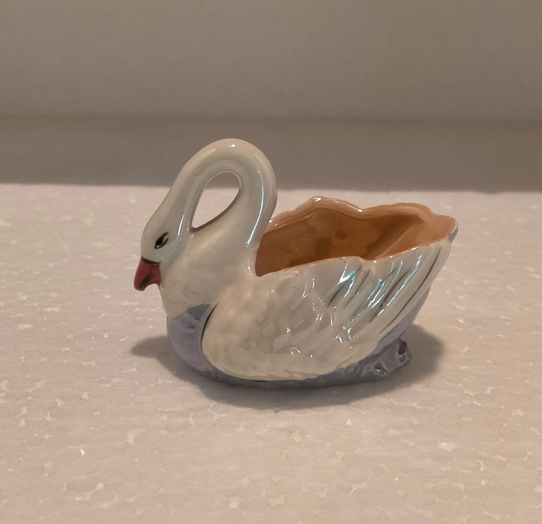 オールドノリタケ　ラスター彩　オランダ少女とスワン