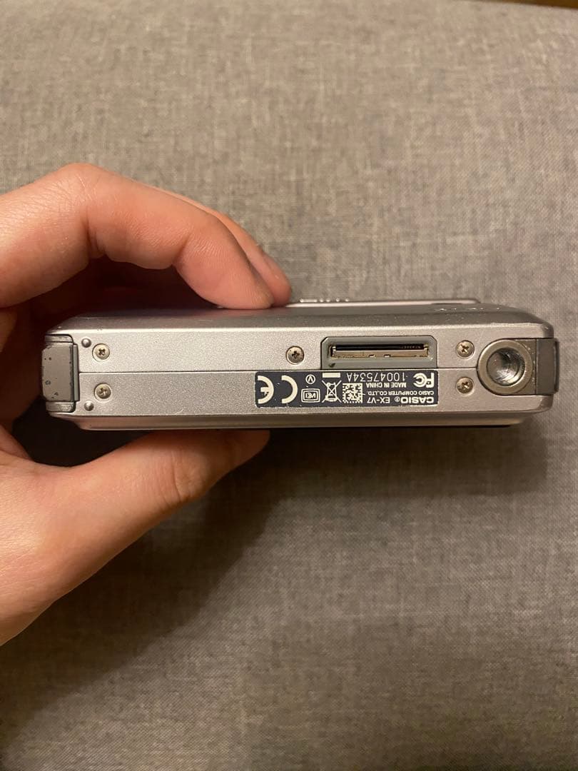 CASIO EXILIM EX-V7 デジタルカメラ 7.2メガピクセル