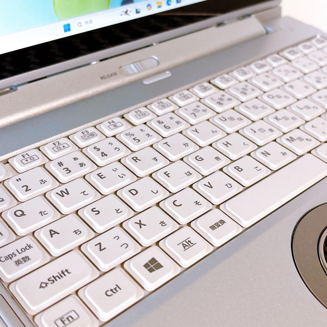 累積1110時間で外装良好✨パナソニックレッツノートCF-XZ6 タブレット