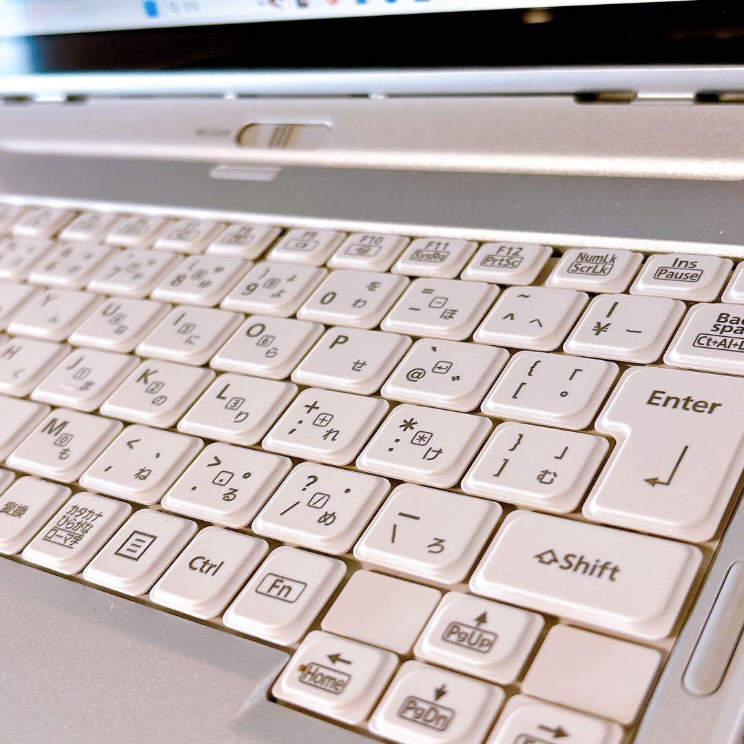 累積1110時間で外装良好✨パナソニックレッツノートCF-XZ6 タブレット