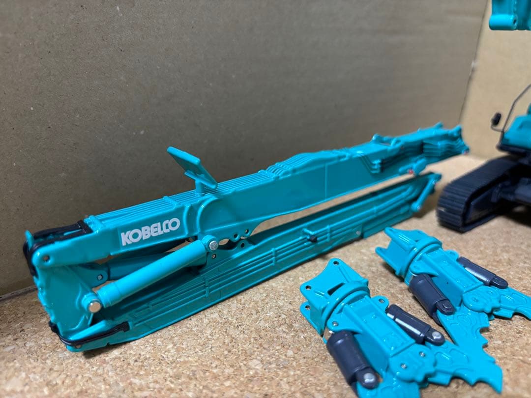 ミニカー 1/50 SK400