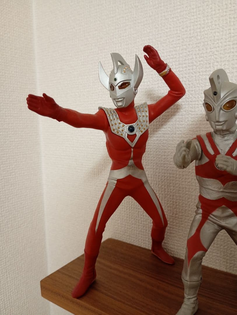 ウルトラマンフィギュア 4体セット　メーカー不明