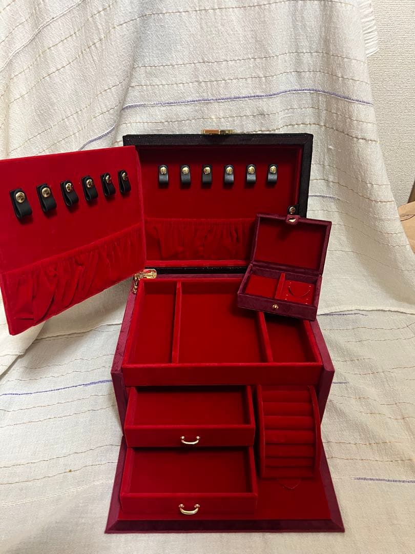 【限定】ディズニーヴィランズナイト クイーンオブハーツ ジュエリーボックス L