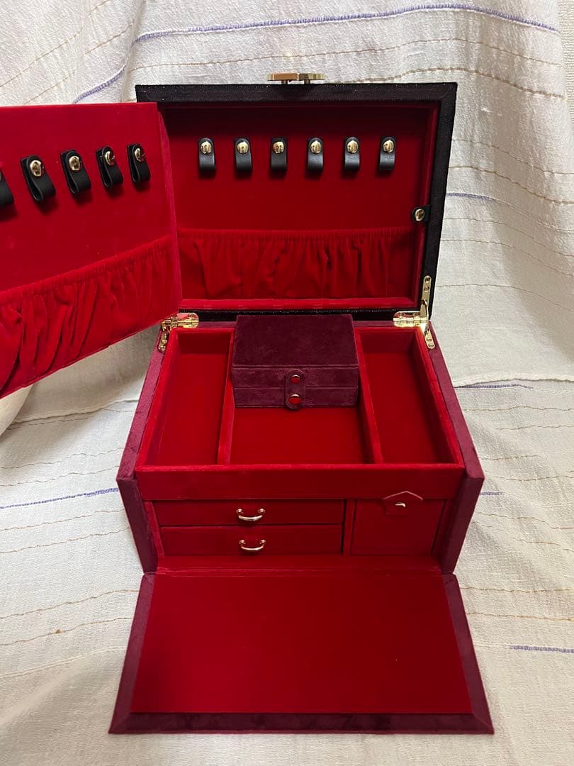 【限定】ディズニーヴィランズナイト クイーンオブハーツ ジュエリーボックス L