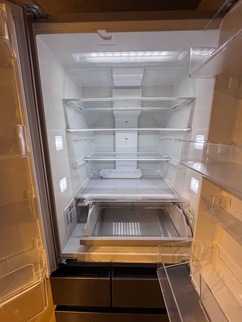 パナソニック冷蔵庫　NR-F53HV1-N ヘアラインシャンパン