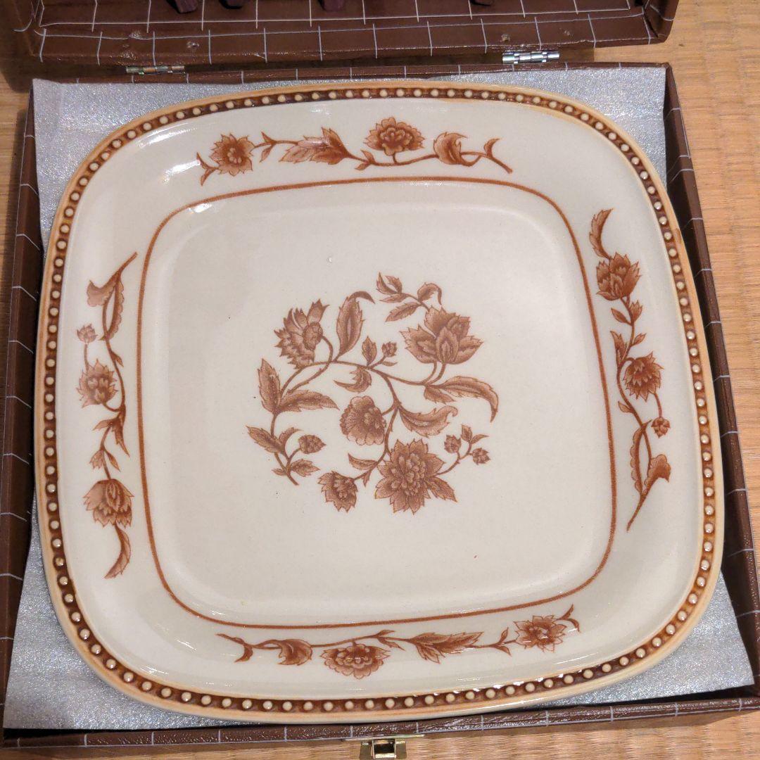 Indian Tree　Sango CHAINA by SHOWA お皿