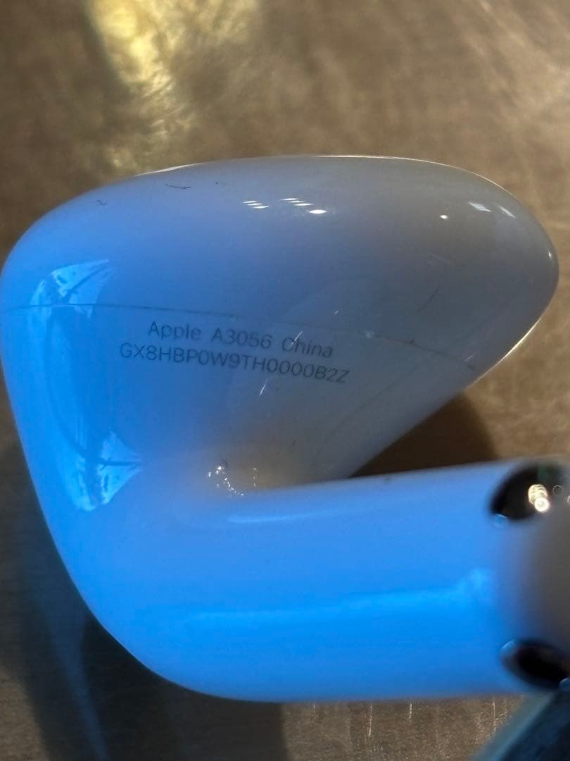 Apple AirPods 4 左耳のみ A3056 ANC ノイキャン有り