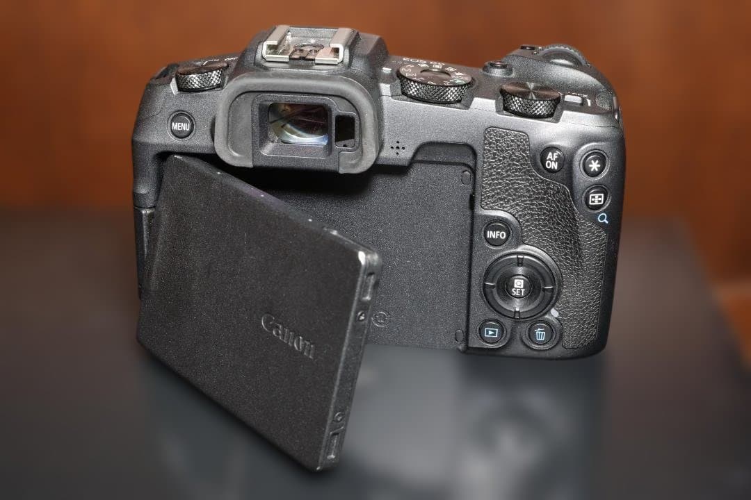 Canon EOS RP ミラーレス一眼カメラ