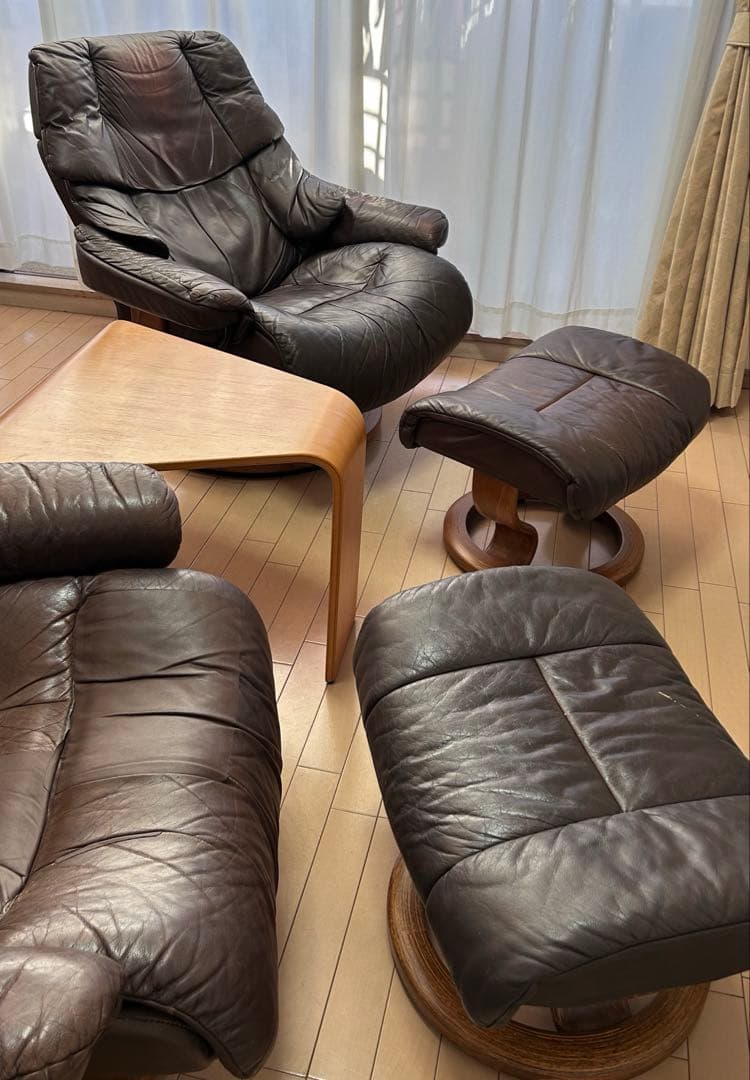 ①エコーネスEKORNES レノRENO ストレスレスチェア