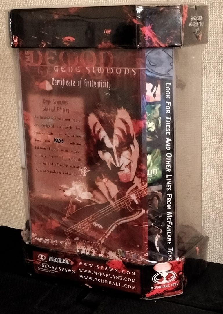 ジーン・シモンズ　フィギュア　KISS キッス 未開封