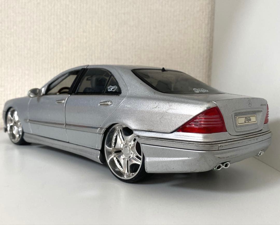 1/18 メルセデスベンツ　AMG S55 セダン　ビッグスケール