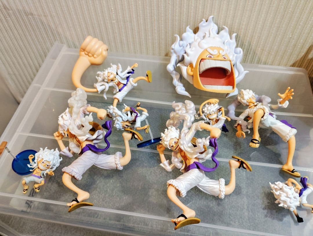 ONE PIECE モンキー・D・ルフィ フィギュア34体 ぬいぐるみ2個