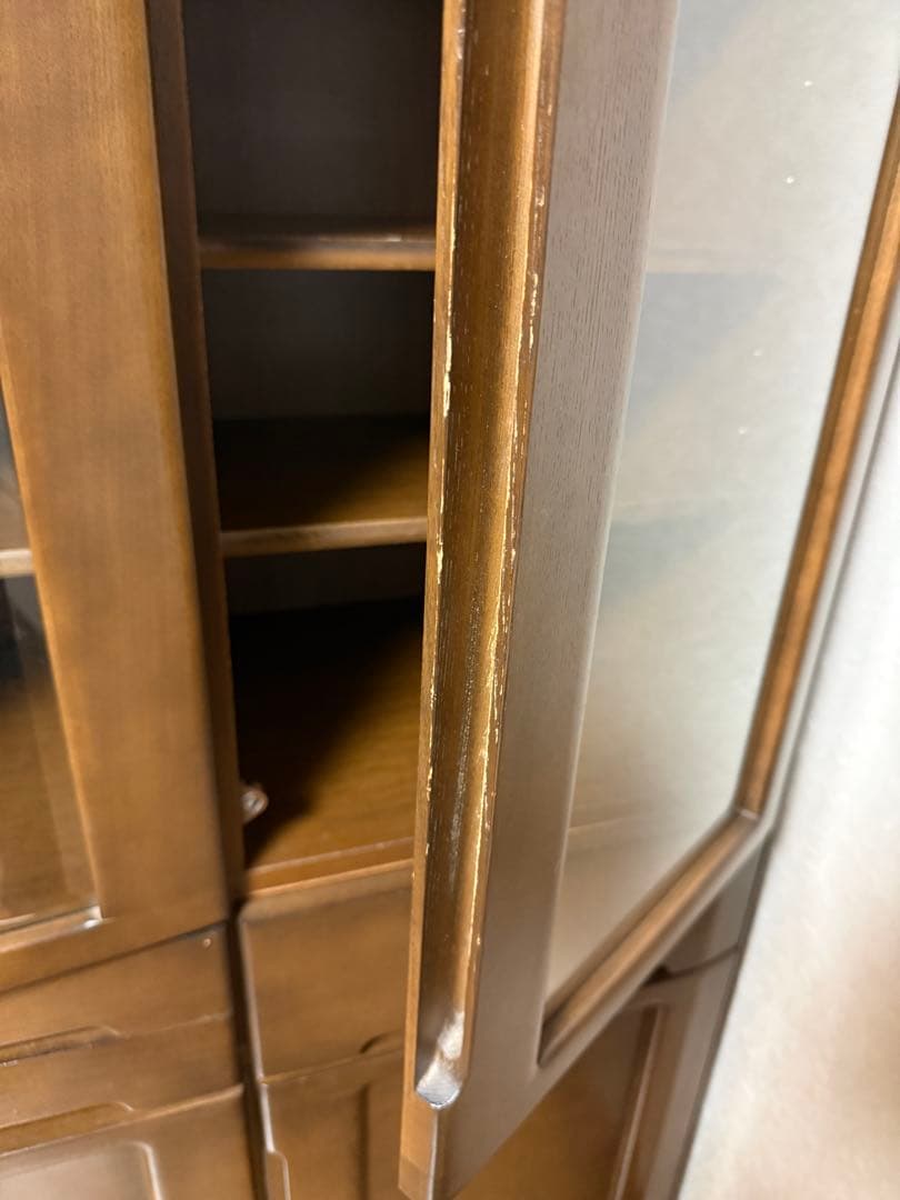 【3/1迄 週末値下げ】食器棚 ダークブラウン／ガラス扉