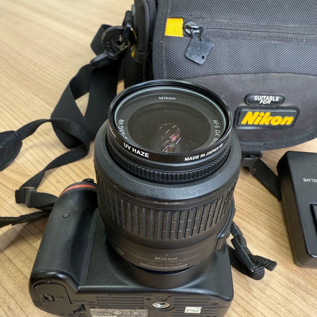 最安値　Nikon D3200 ケース　レンズ付き　スターターセット