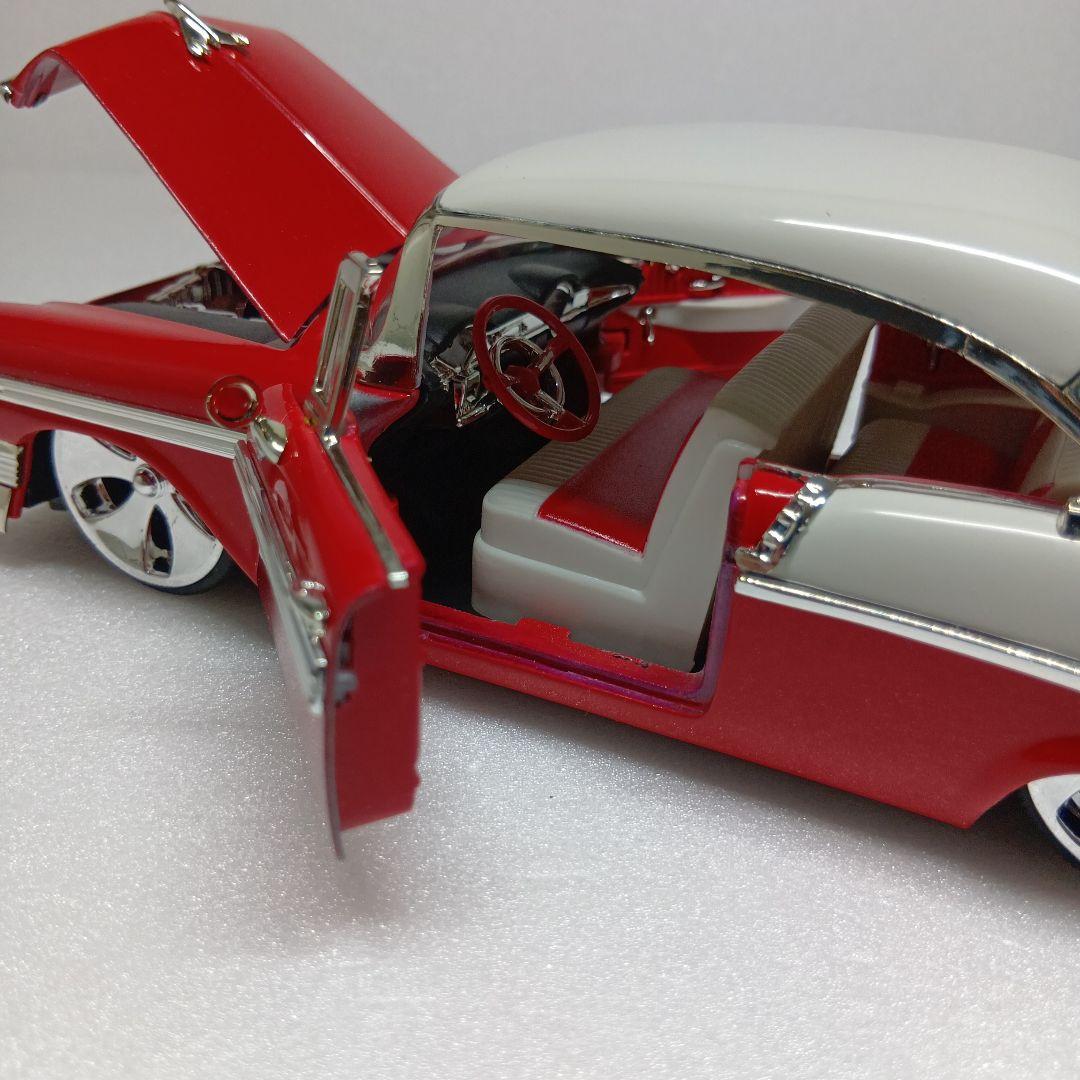 Jadatoys 1956 シボレー ベルエア ミニカー 1/24