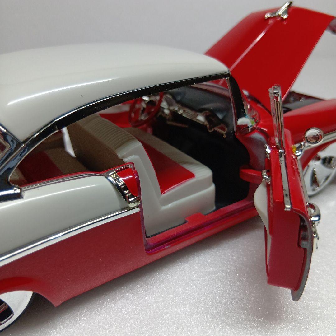 Jadatoys 1956 シボレー ベルエア ミニカー 1/24