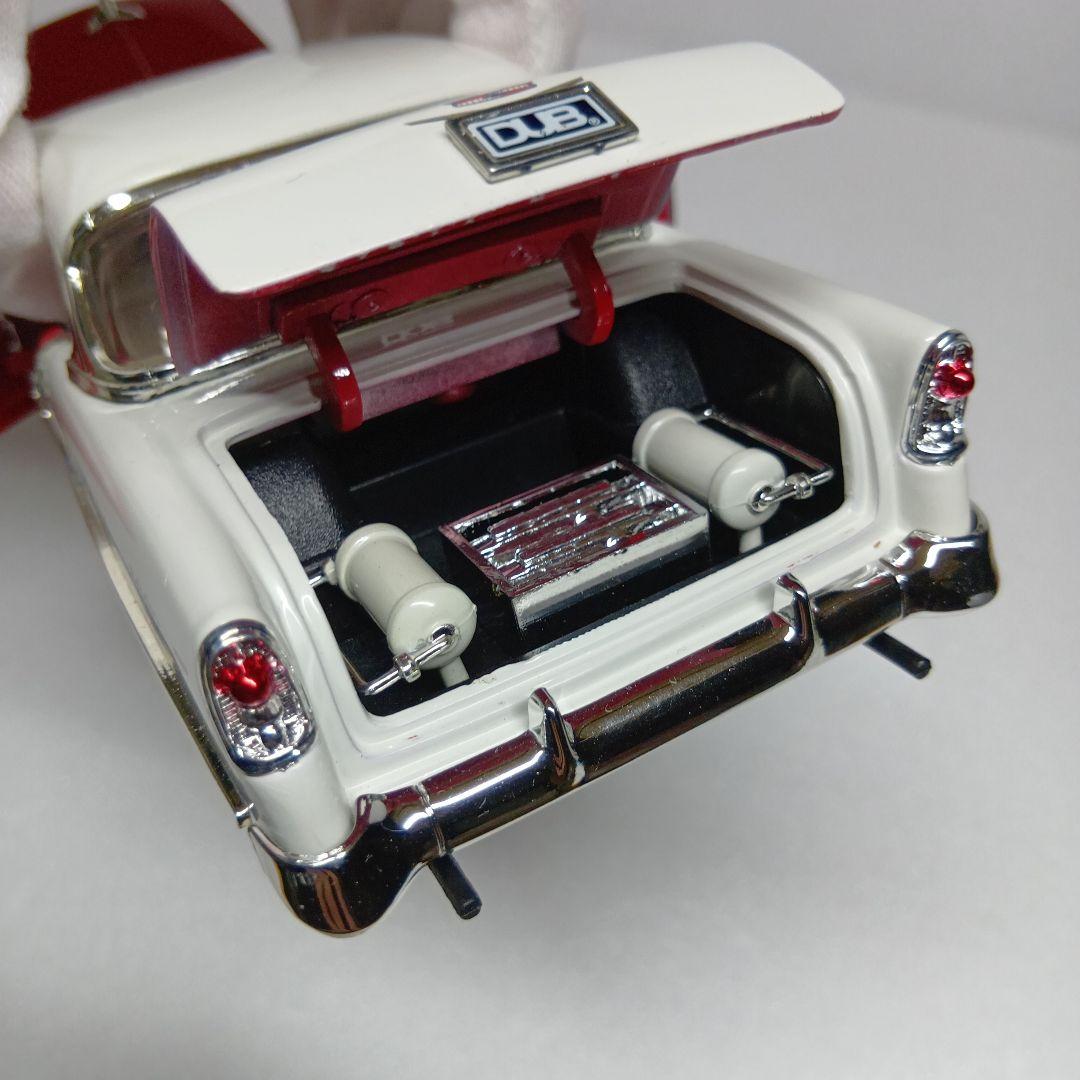 Jadatoys 1956 シボレー ベルエア ミニカー 1/24