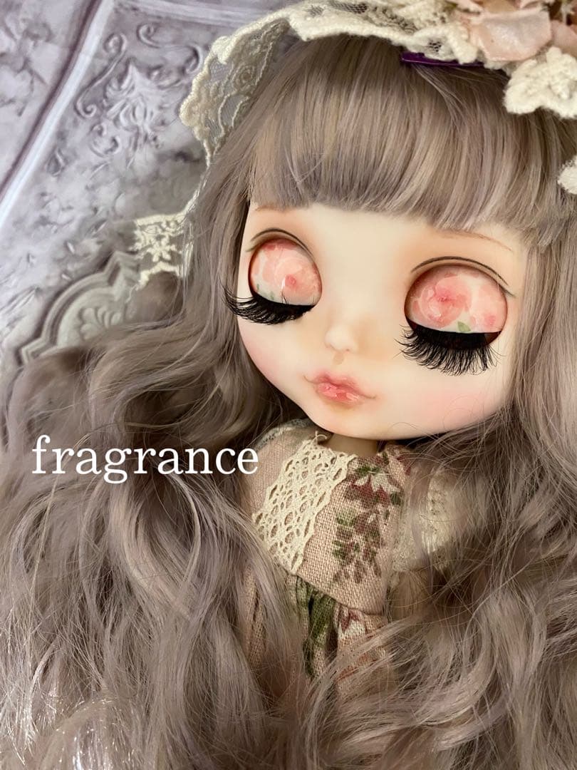 ♡カスタムアイシードール♡ 白肌　薄茶mix ウェーブ　icydoll