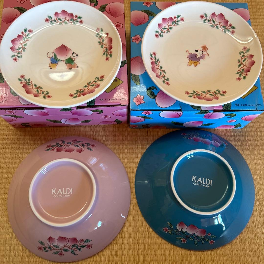 KALDI 桃と唐子のレトロ皿セット、どんぶりとれんげセット