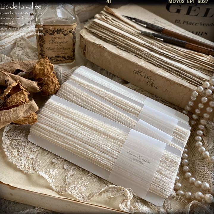 le ruban.。.:⋈* ~ blanc・ecru ~