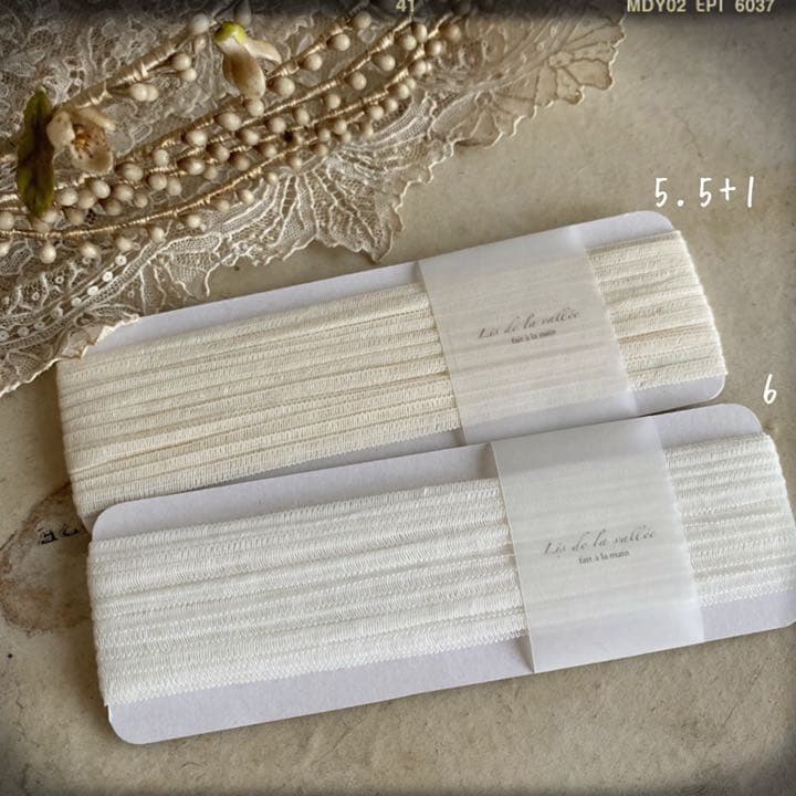 le ruban.。.:⋈* ~ blanc・ecru ~