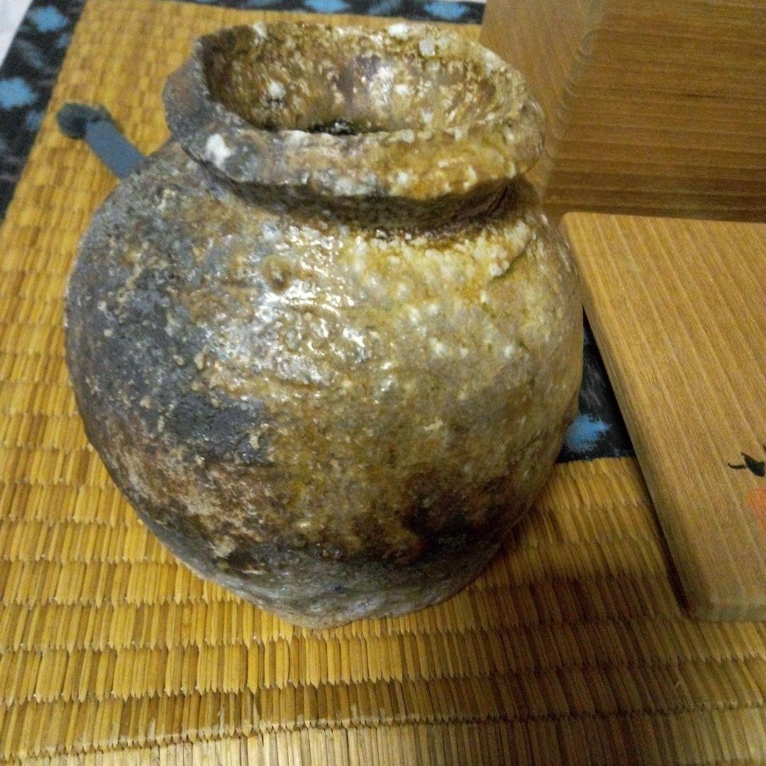 陶器の壺 木製箱付き