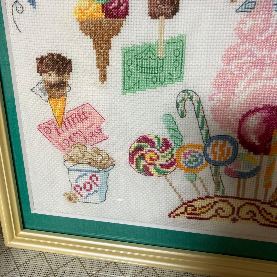 フランス刺繍　ポップキャンディー　アイスクリーム額装品