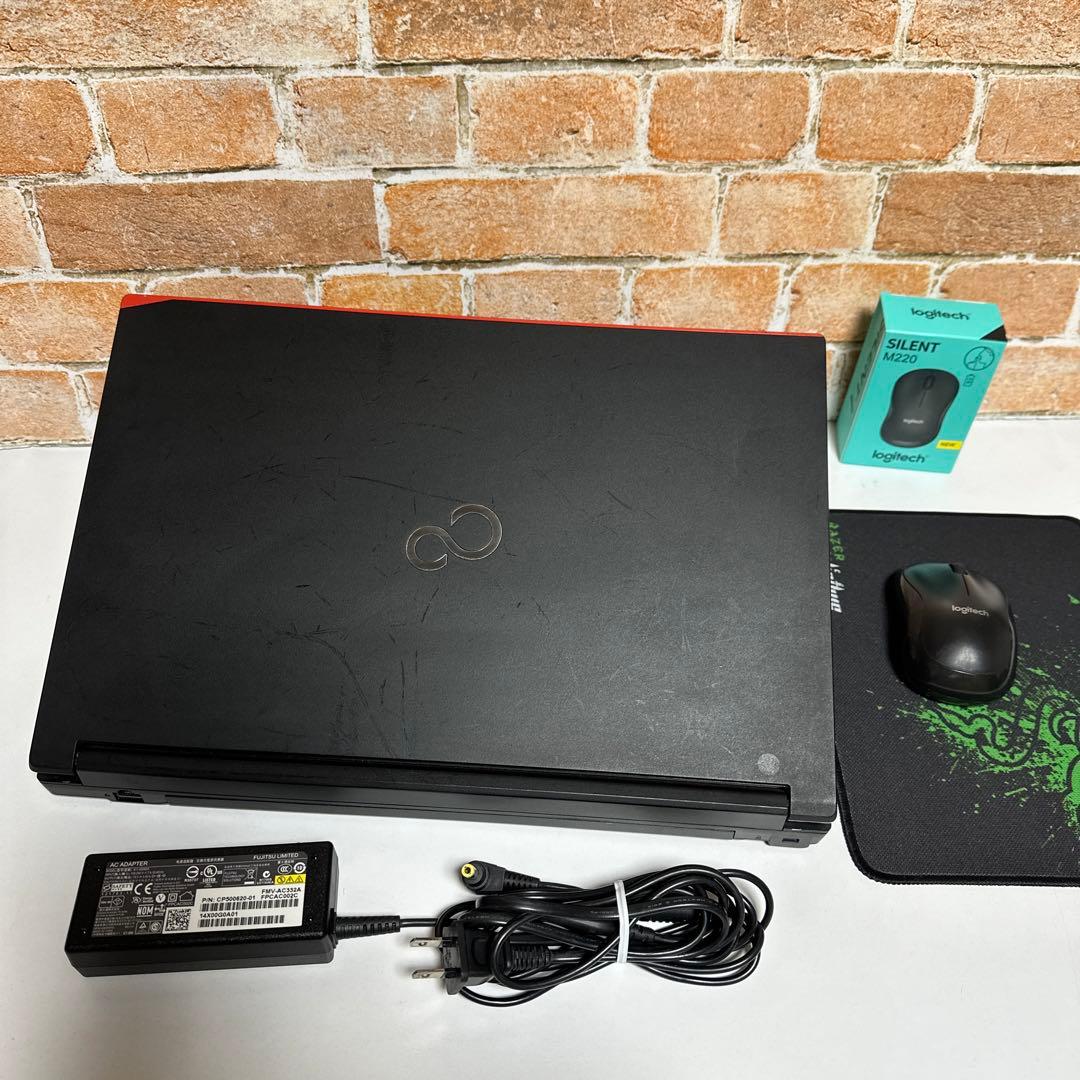 富士通ノート PC Core i5 SSD 512GB メモリ8GB オフィス付
