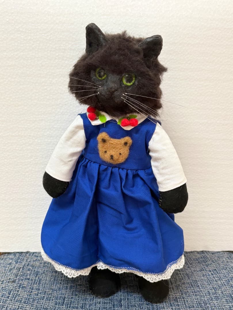 A猫　お目々キュルキュルな黒猫アートドール【ハンドメイド 猫 羊毛フェルト
