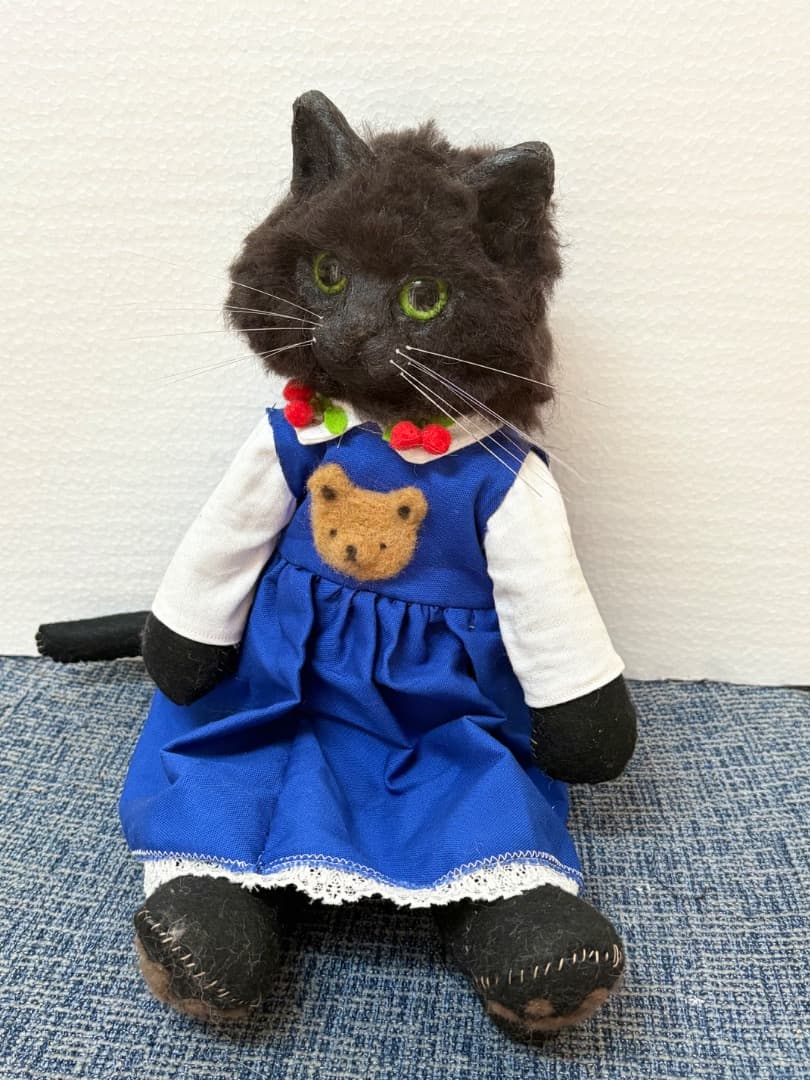 A猫　お目々キュルキュルな黒猫アートドール【ハンドメイド 猫 羊毛フェルト