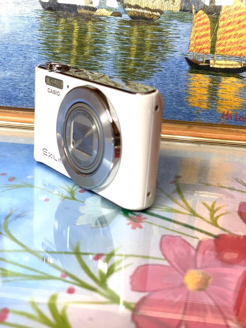 CASIO EXILIM EX-ZS240 デジタルカメラ