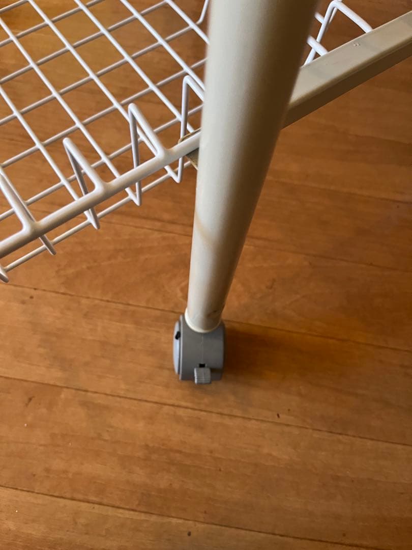 3月で出品終了！！【美品】コンセント付き！レンジボード キャスター付き