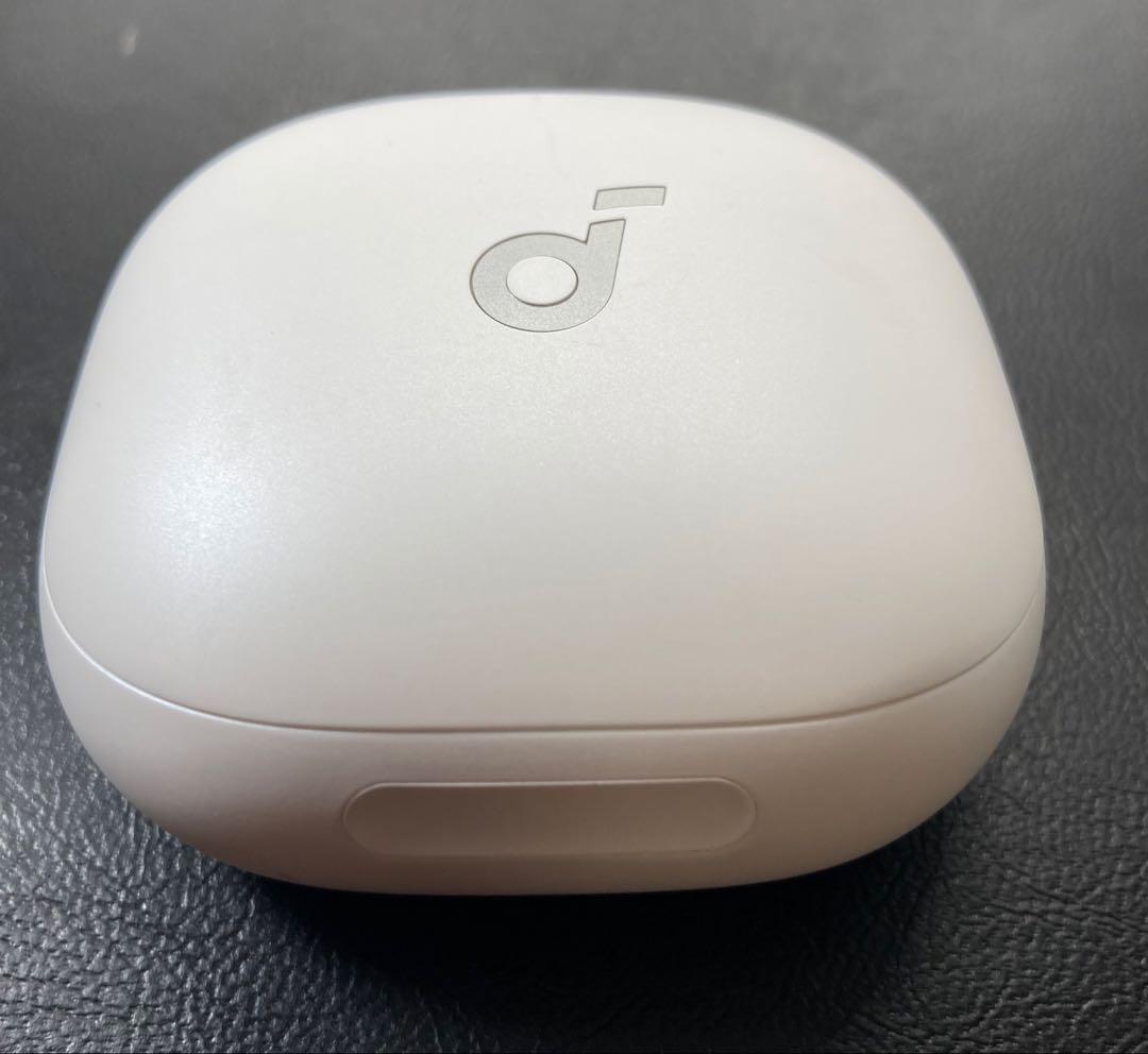 Anker soundcore Liberty4 Proホワイト【充電ケース】