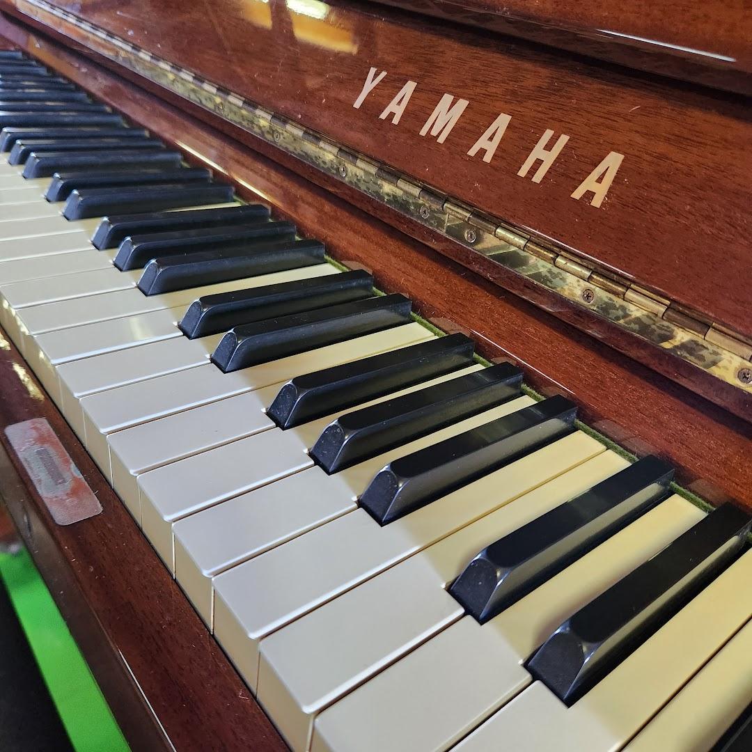 YAMAHA W106B アップライトピアノ 猫脚 木目 椅子付き ヤマハ