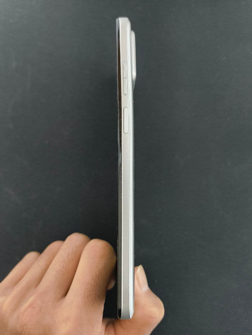 スマートフォン本体 moto g32