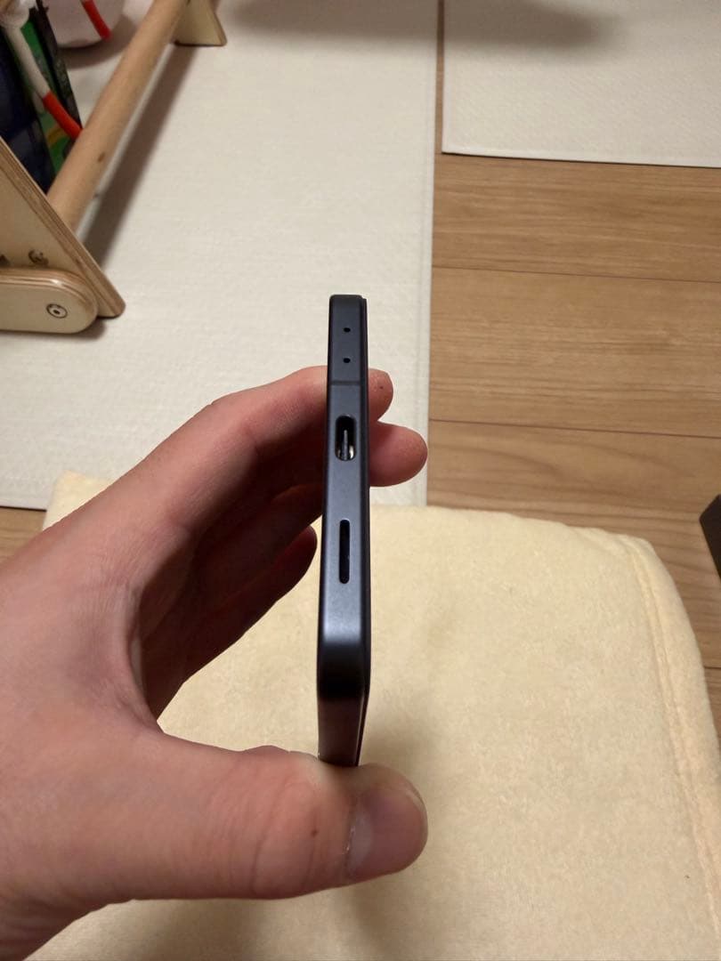 GALAXY Z FLiP 7 256㎇　と　GALAXY fit 3