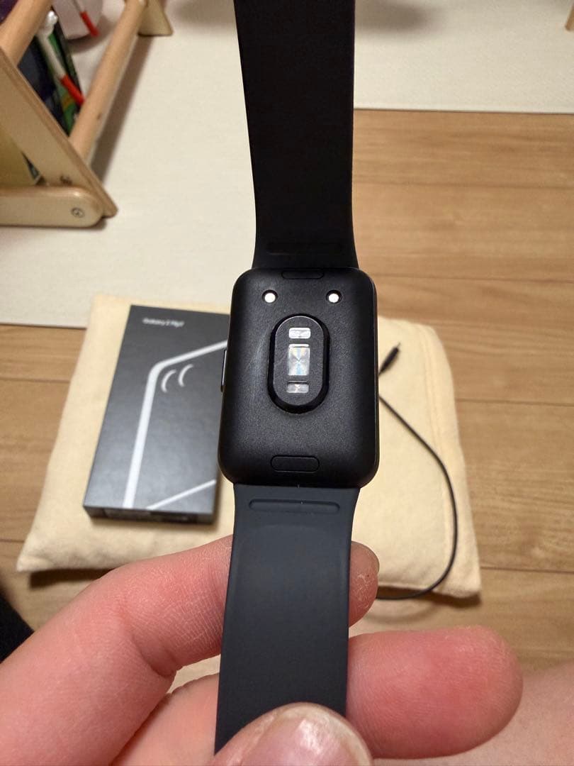 GALAXY Z FLiP 7 256㎇　と　GALAXY fit 3