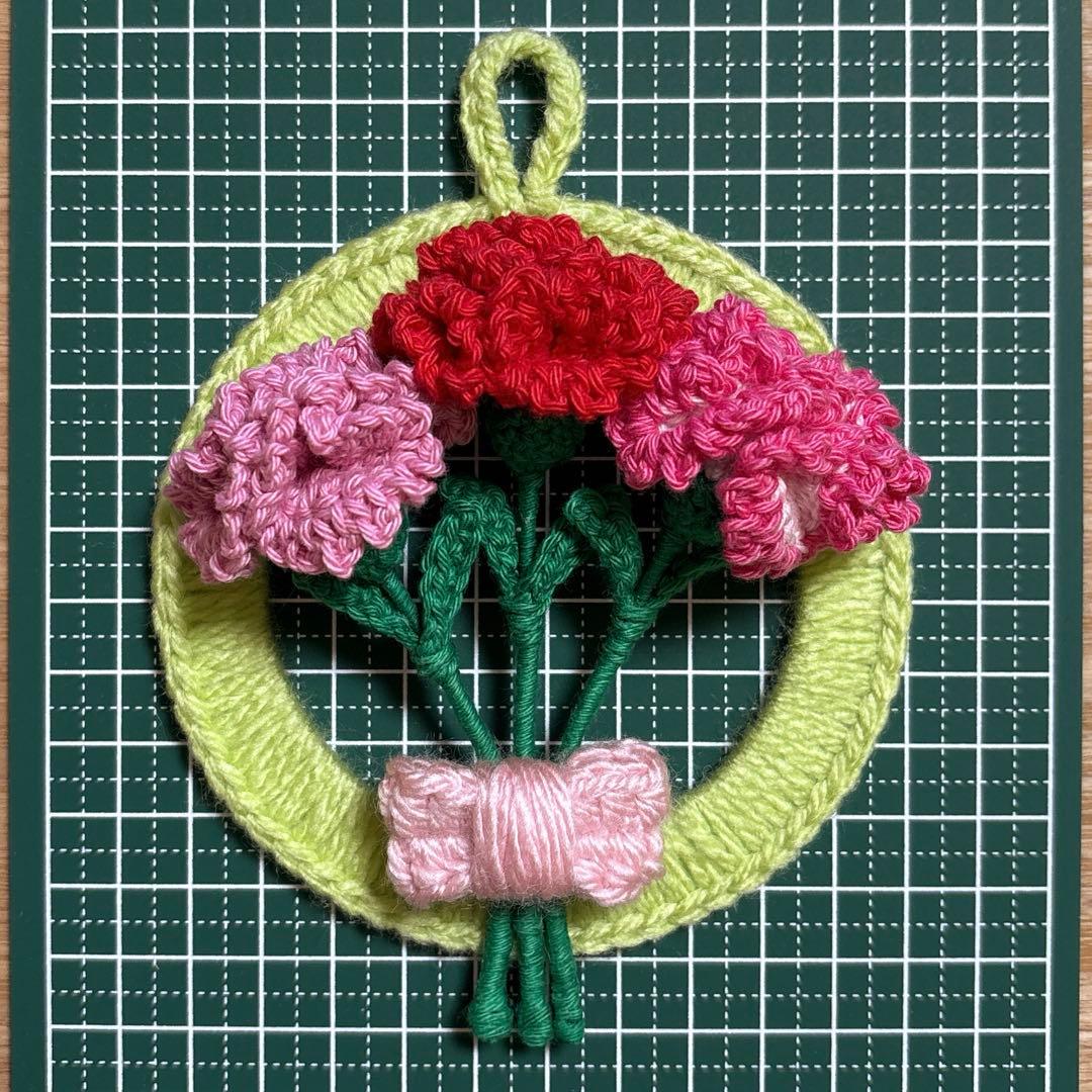 マチコカフェ様リクエスト　カーネーションのミニリース3　かぎ編み　ハンドメイド