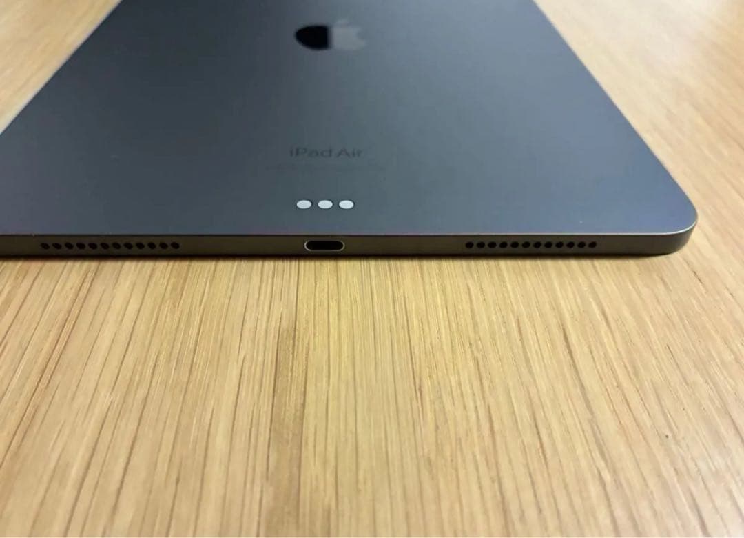 i*a様 iPad Air 第5世代 Wi-Fiモデル 64GB 10.9インチ