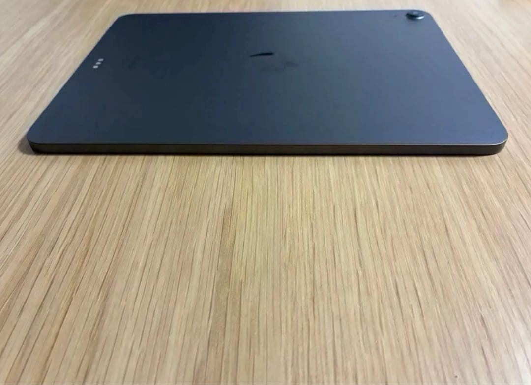 i*a様 iPad Air 第5世代 Wi-Fiモデル 64GB 10.9インチ