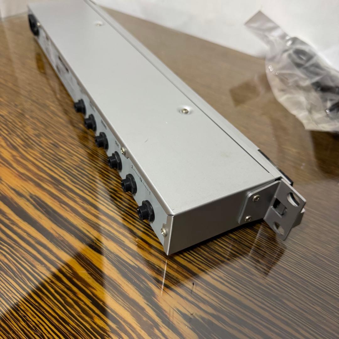 KORG DTR-2000 ラックチューナー