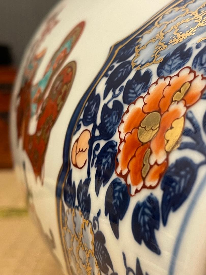 有田焼　晢山窯　花瓶　高さ46cm