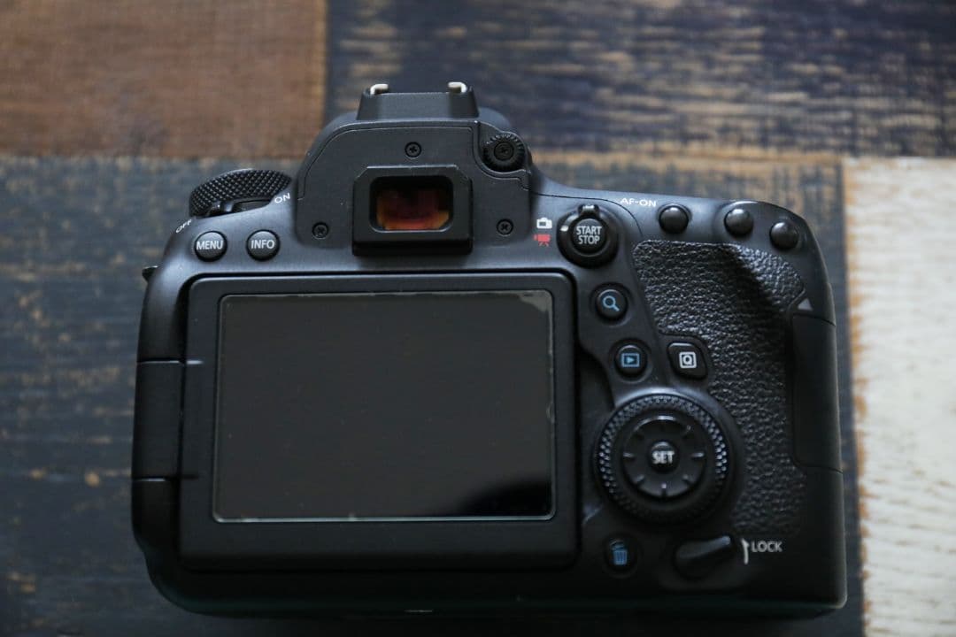 ゆ*中様 キャノン EOS6D mark2ボディ 難あり