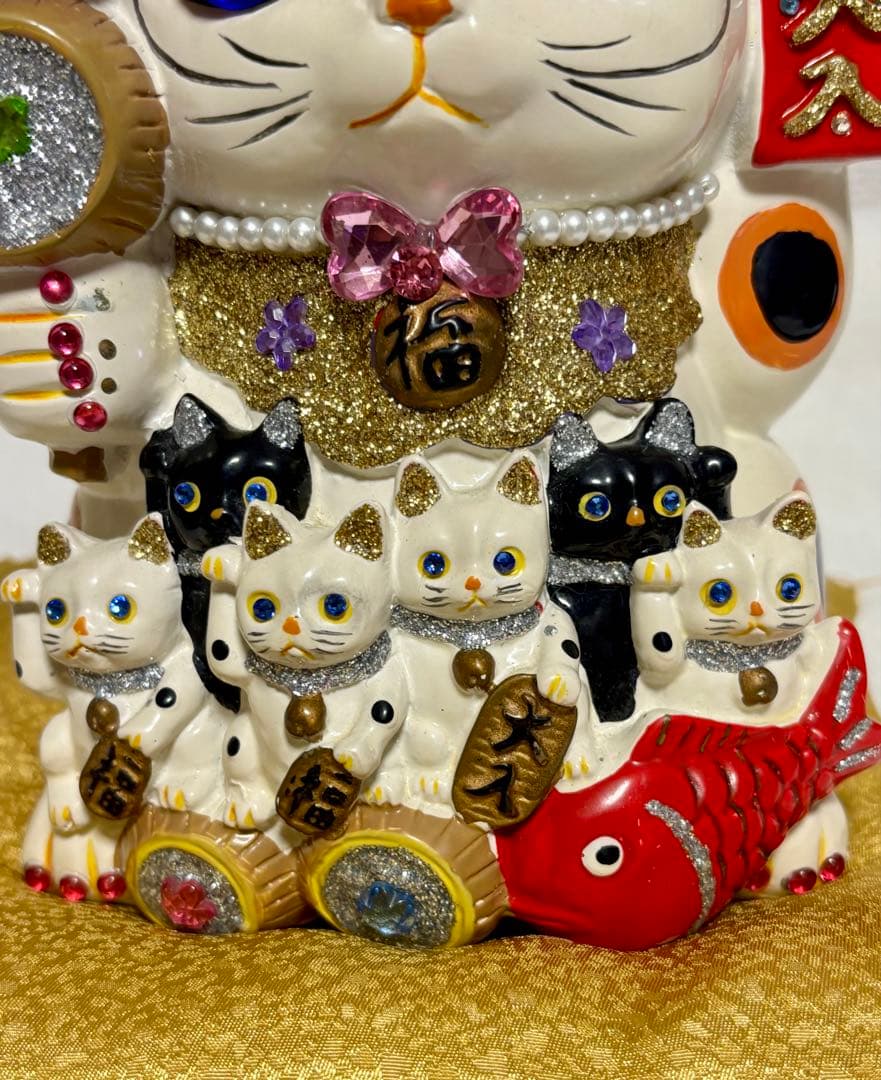 幸せを呼ぶキラキラ猫 猫好きな方も是非！