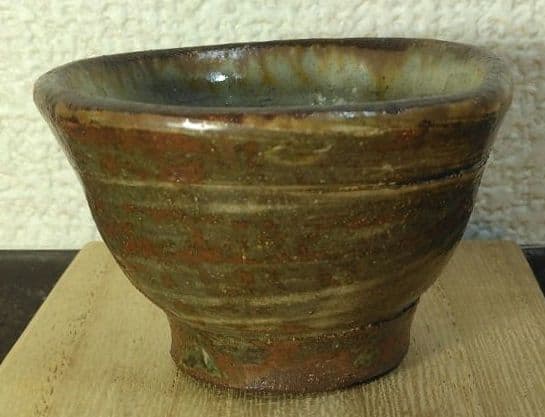 人間国宝 金城次郎 ぐい呑 栞 共箱 美品 やちむん 壺屋焼 壷屋焼 紐付箱