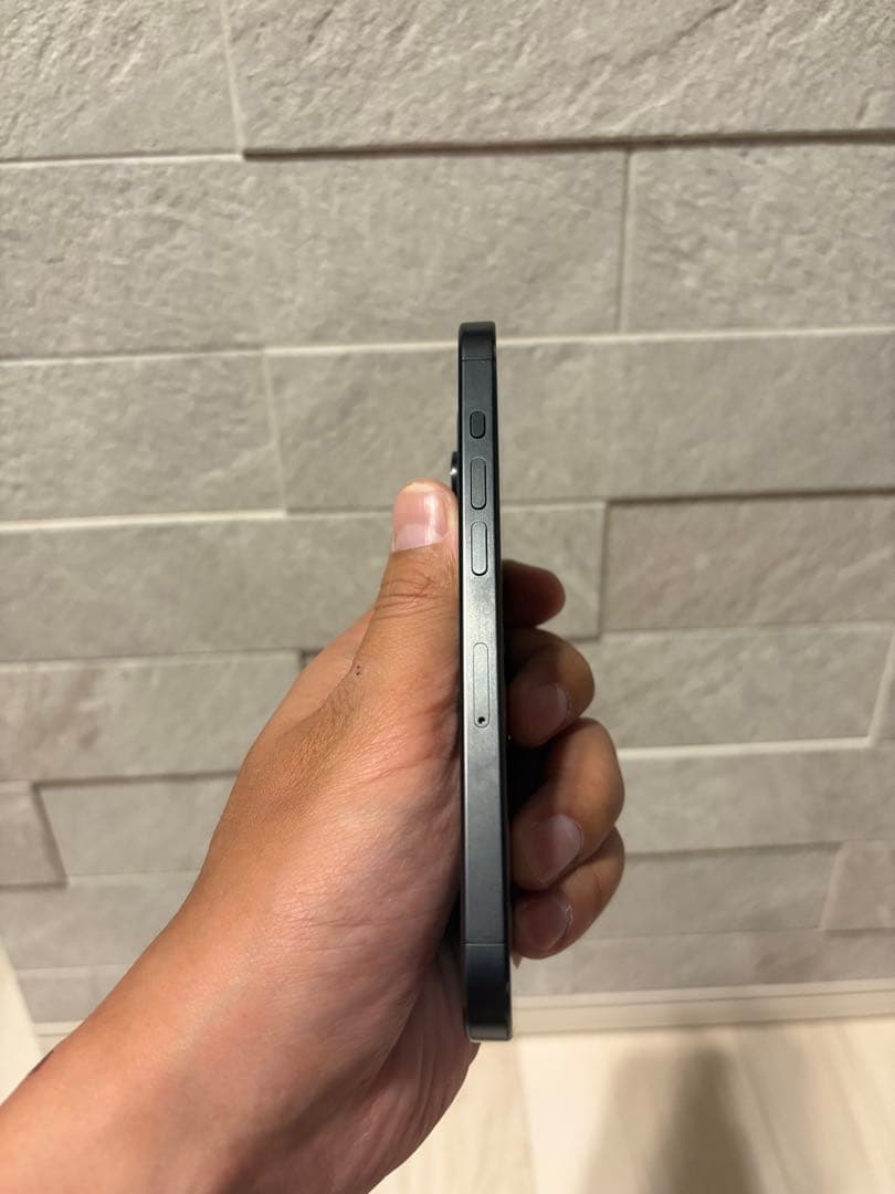 値下【美品】Apple iPhone 15 Pro 128GB