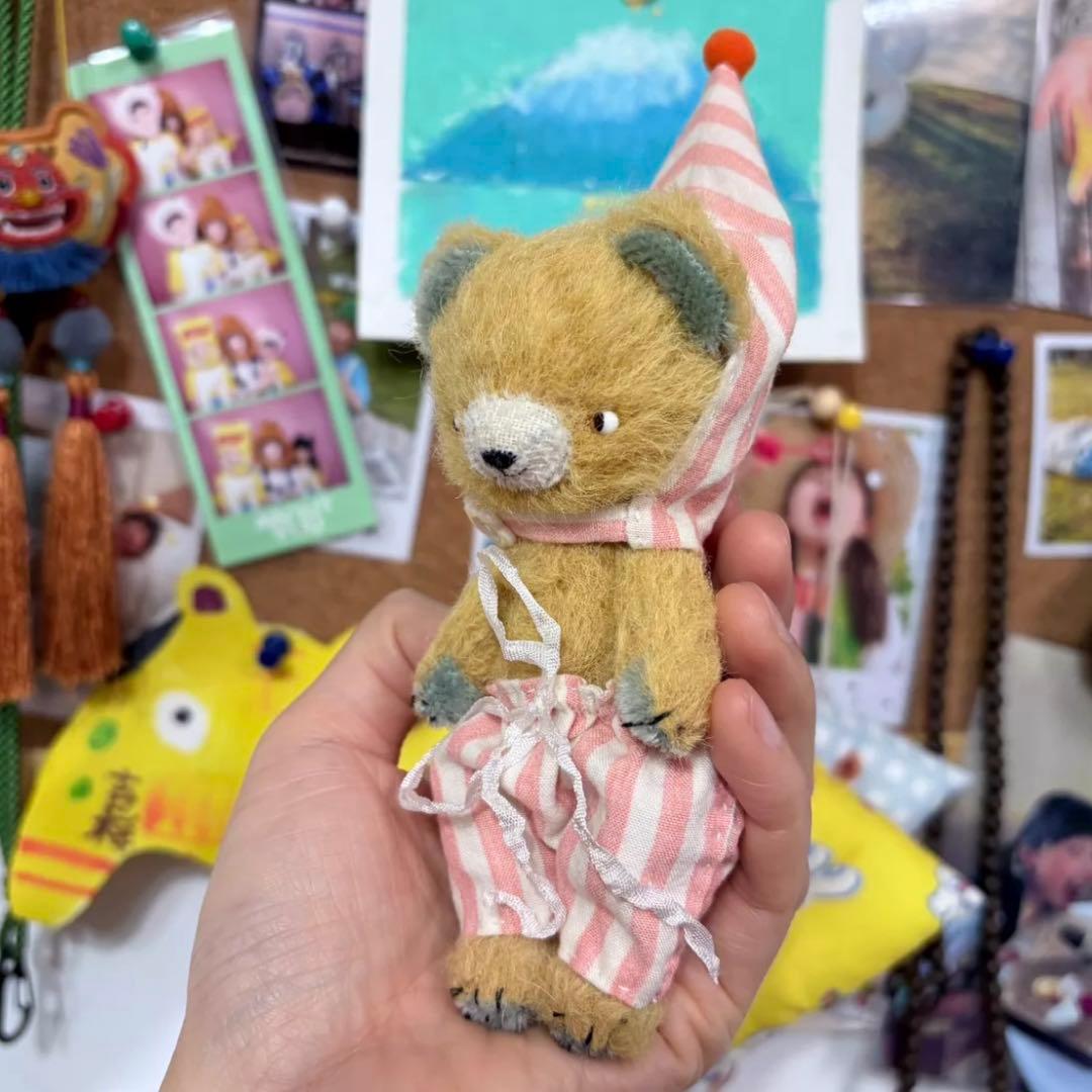 三角帽子の仔熊 アーティストベア 海外作家様 ハンドメイド テディベア