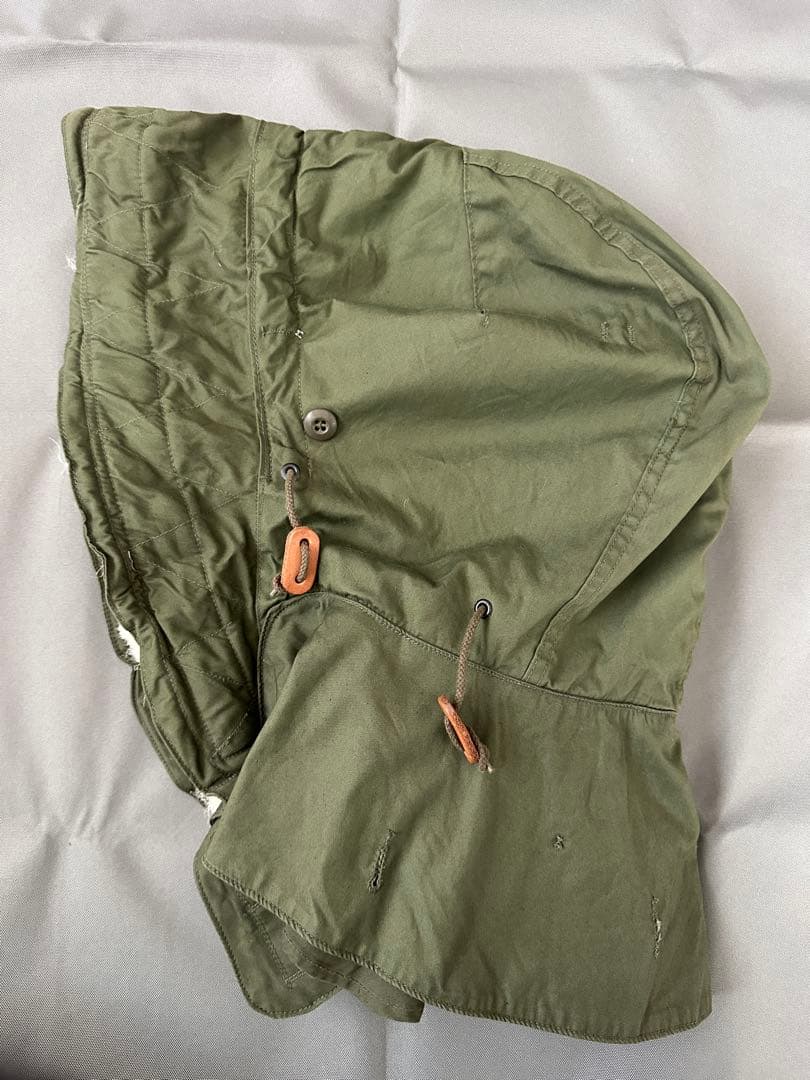 83年 パーカー用フード　アクリルファー