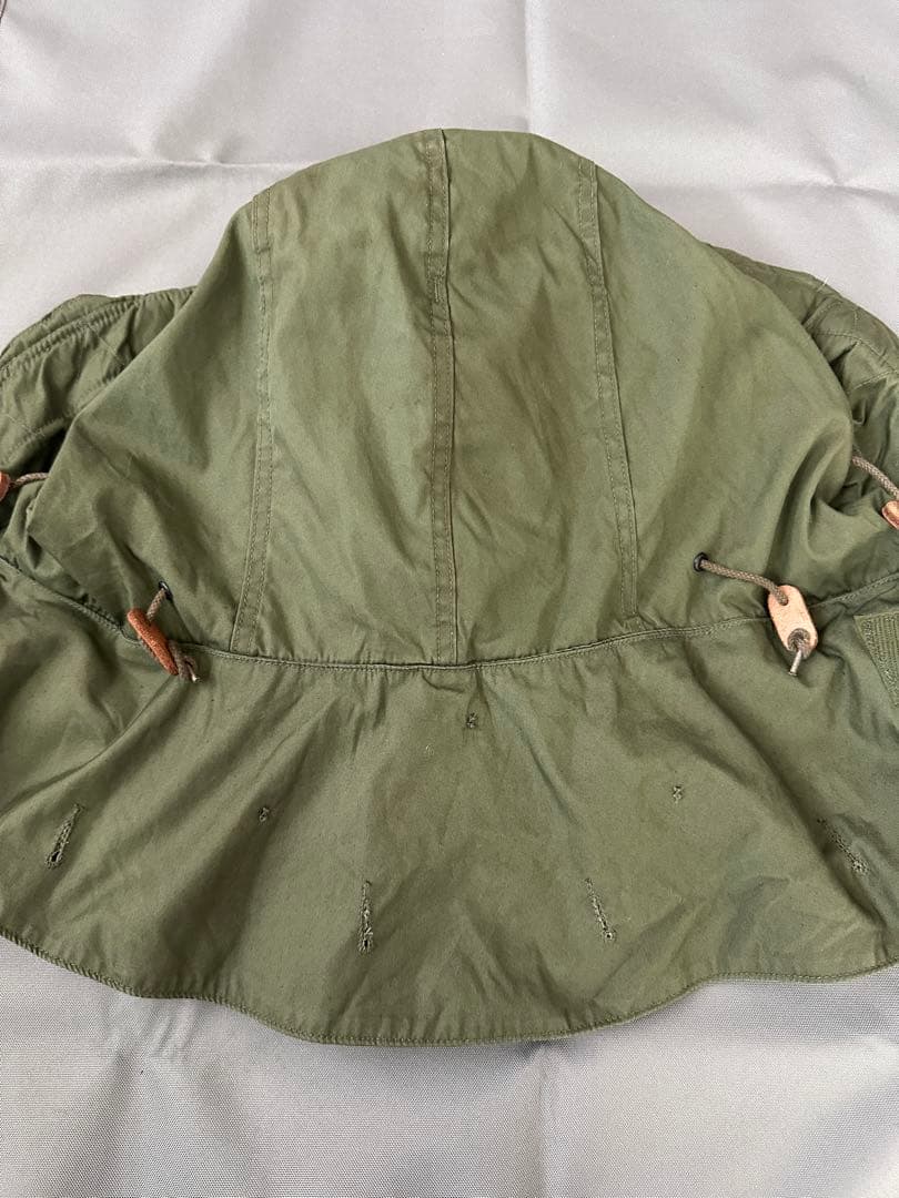 83年 パーカー用フード　アクリルファー